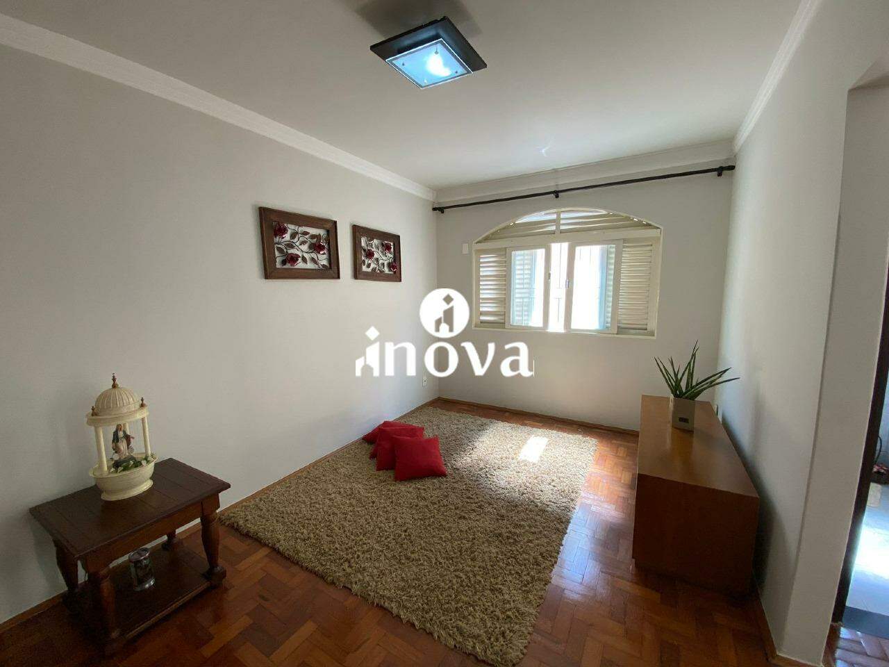 Casa à venda no Parque das Américas: 