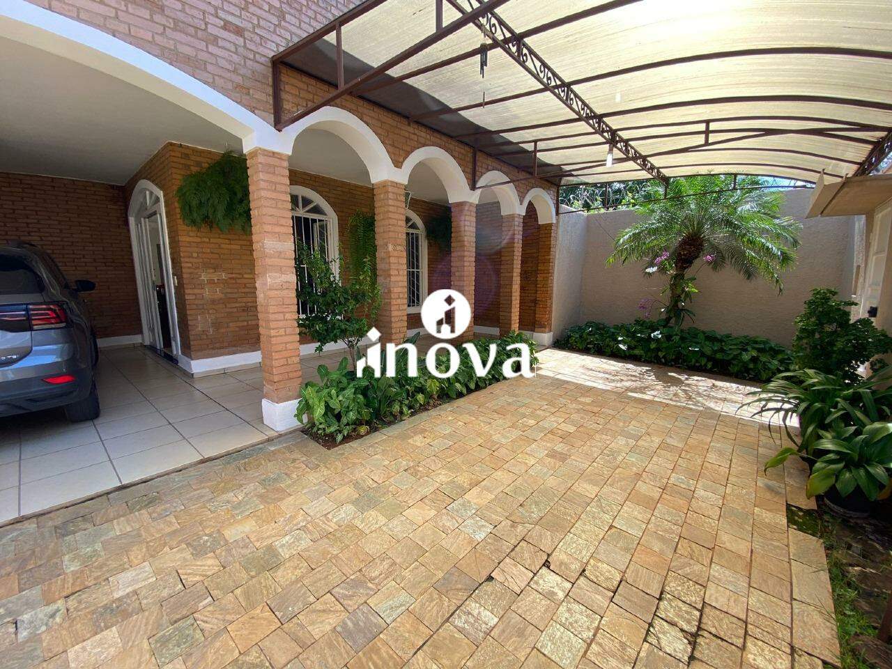 Casa à venda no Parque das Américas: 