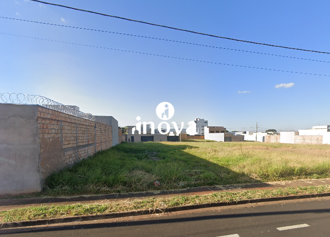 Terreno/Área à venda no Laranjeiras, Parque das: 