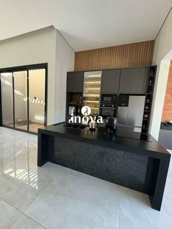 Casa à venda no Laranjeiras II, Parque das: 