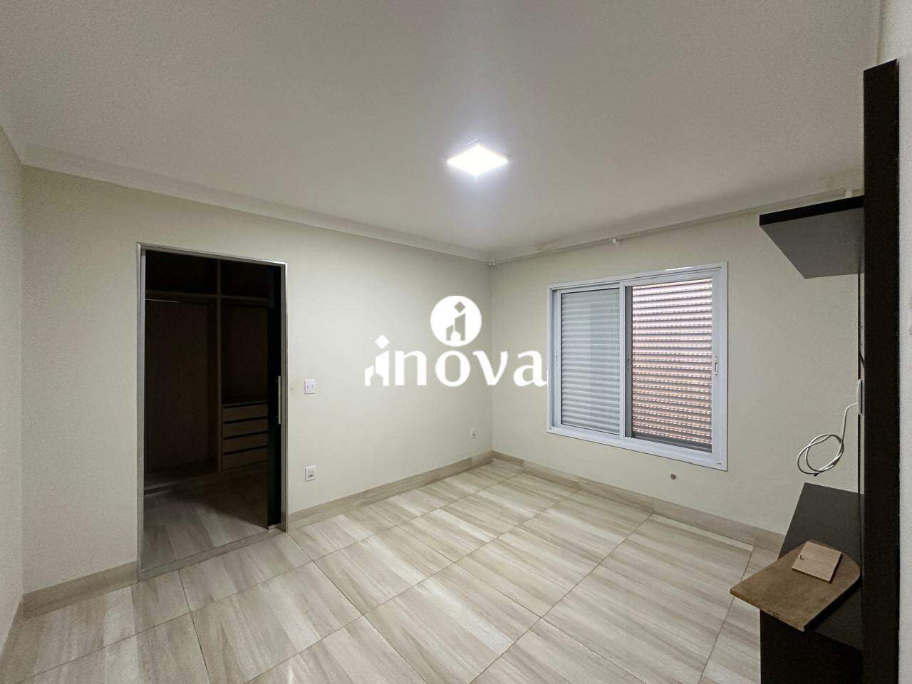 Casa à venda no Laranjeiras II, Parque das: 