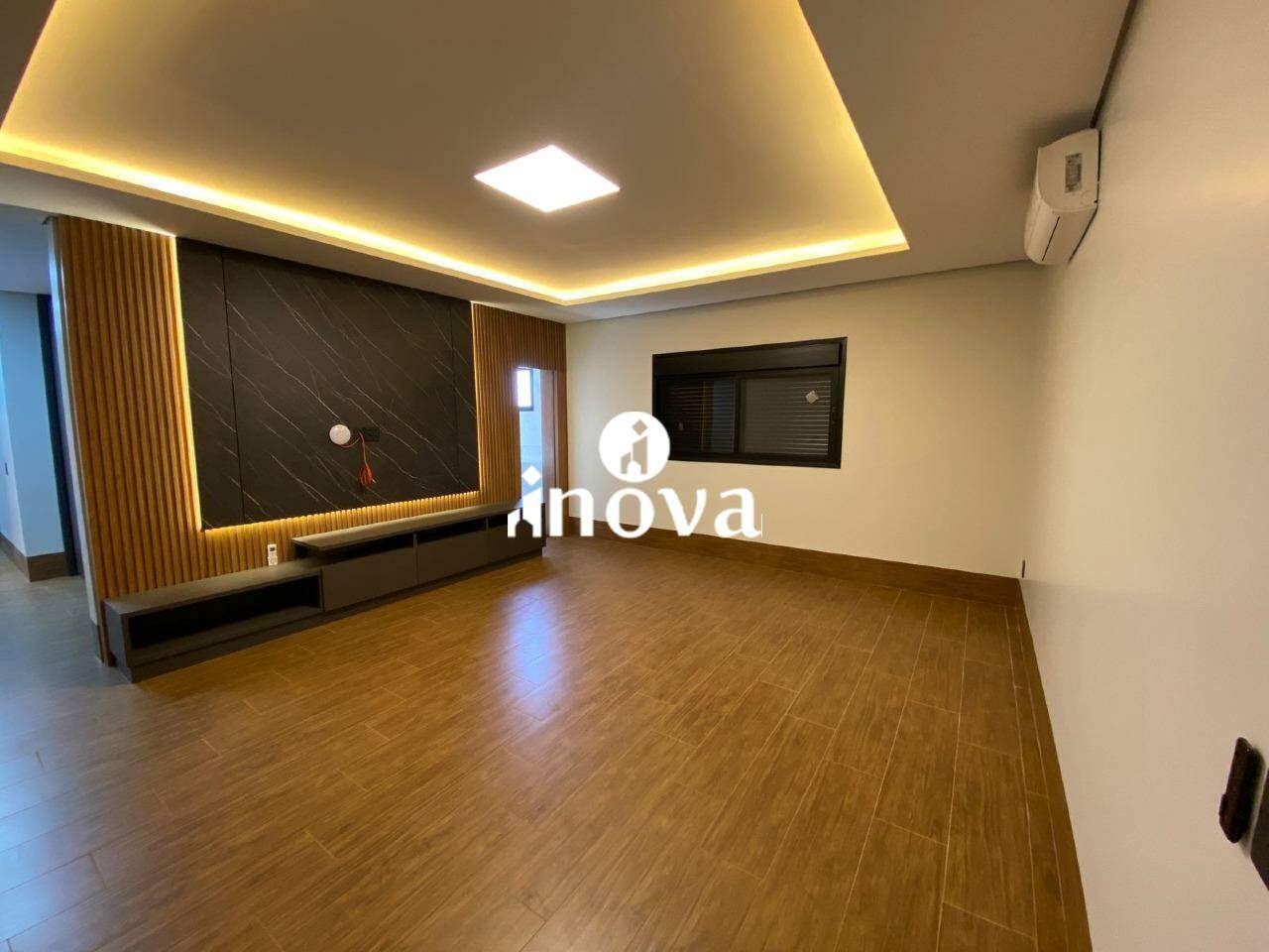 Casa Condomínio à venda no Mário Franco - Condomínio: 