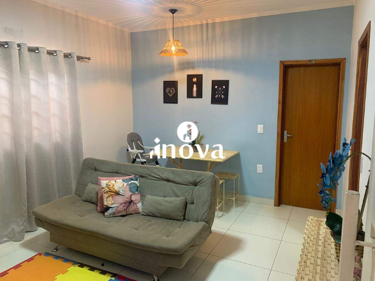 Casa à venda no Parque das Aroeiras: 