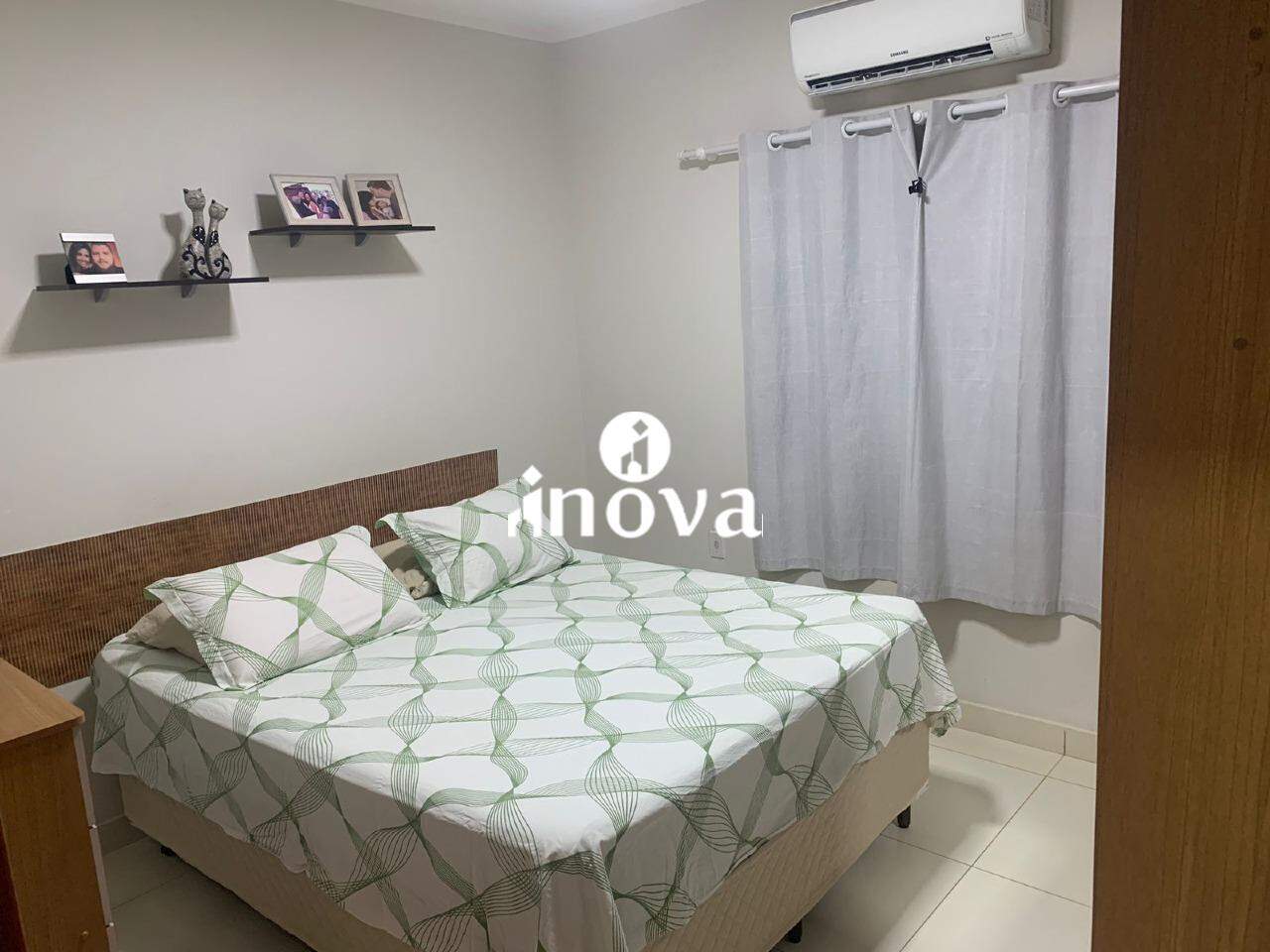 Casa à venda no Parque das Aroeiras: 