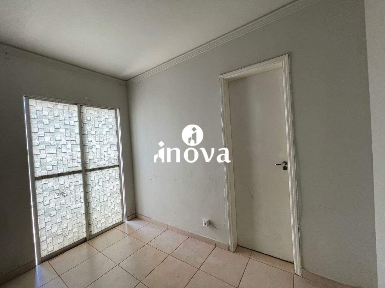 Apartamento à venda no Mercês: 