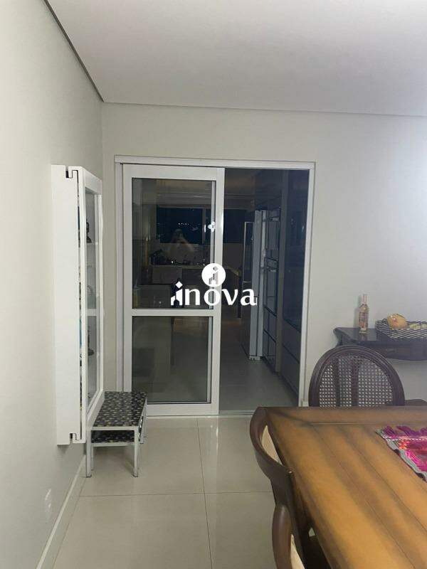 Apartamento à venda no Jardim do Lago: 