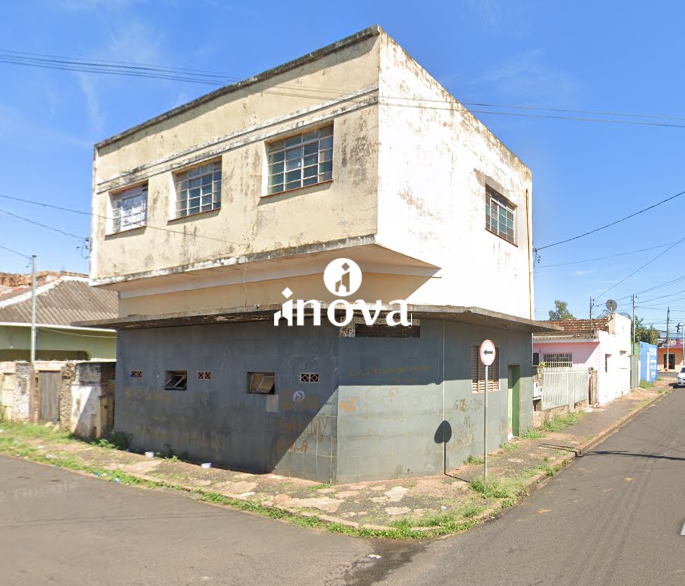 Terreno/Área à venda no São Benedito: 