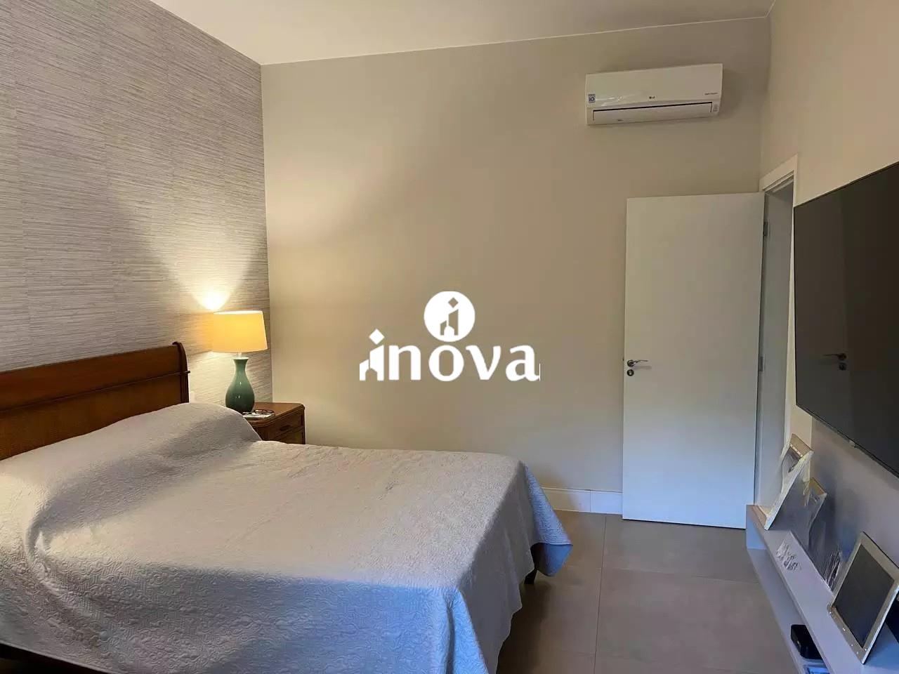 Casa Condomínio à venda no Champagnat, Condomínio: 