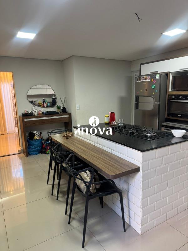 Casa Condomínio à venda no Portal Beija Flor: 