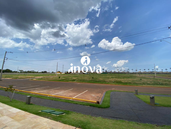 Terreno em Condomínio à venda no Ayat Club Residence 2: 
