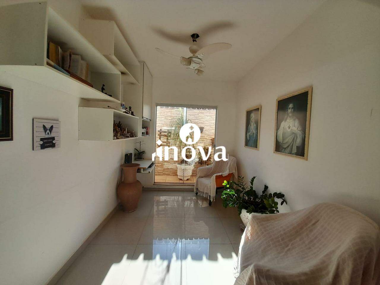 Casa à venda no Mercês: 