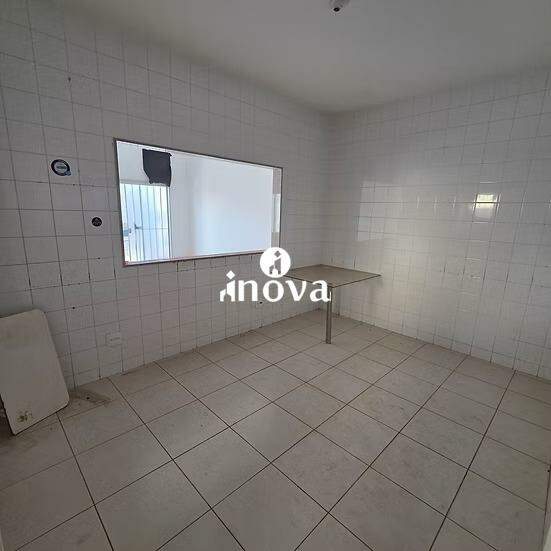 Sala ou Loja à venda no Santa Maria: 