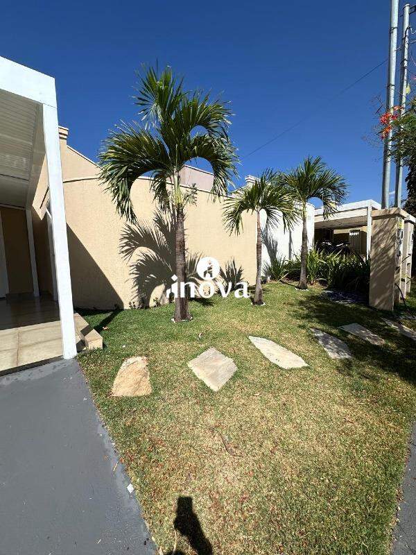 Casa Condomínio à venda no Portal Beija Flor: 