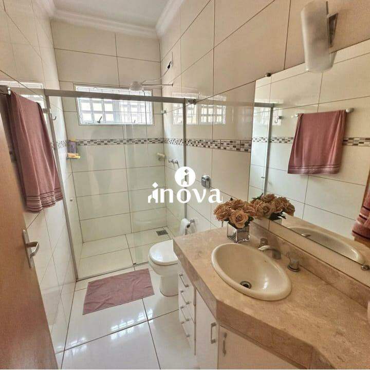 Casa à venda no Manoel Mendes: 