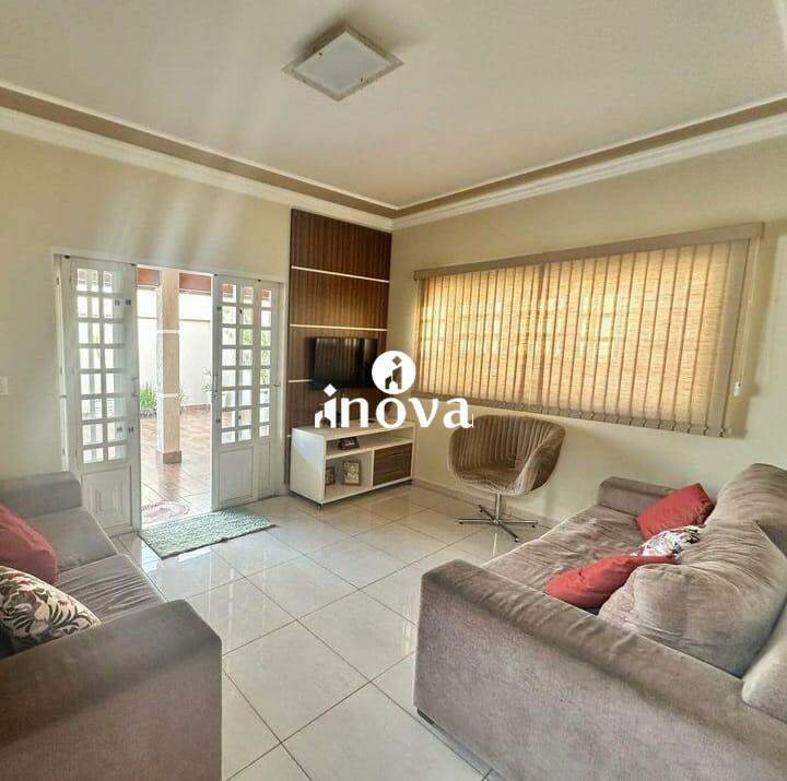 Casa à venda no Manoel Mendes: 