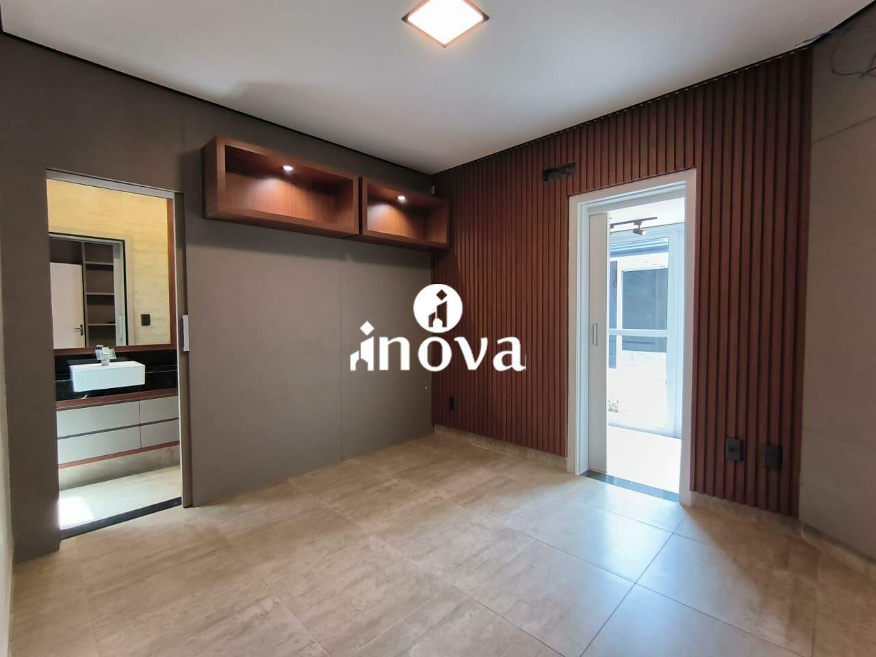 Casa à venda no Fabrício: 