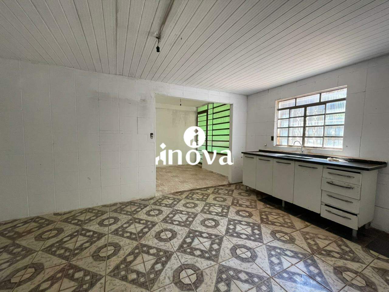 Casa à venda no Tutunas: 