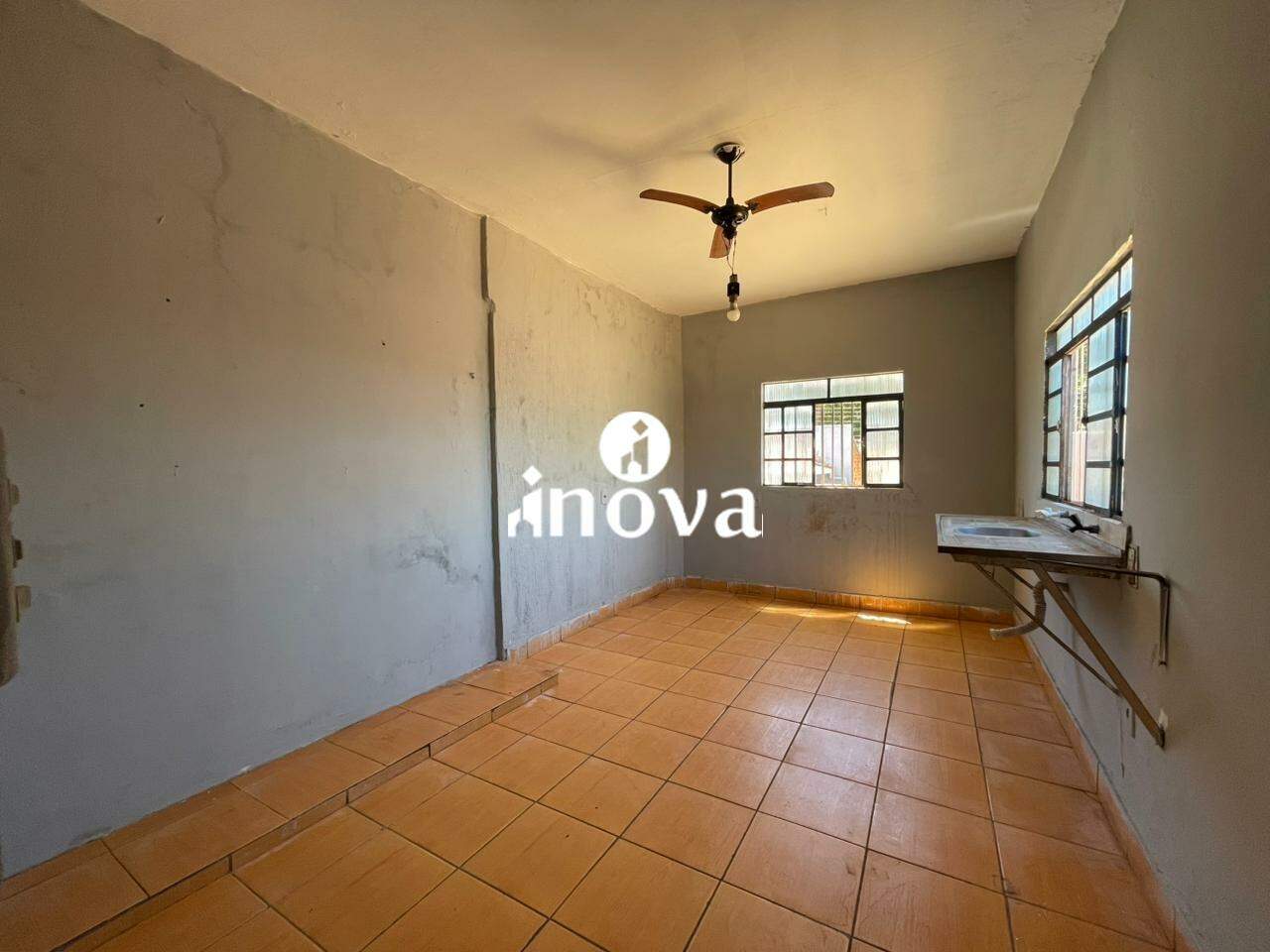 Casa à venda no Tutunas: 