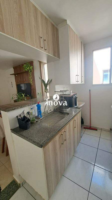 Apartamento à venda no Manoel Mendes: 
