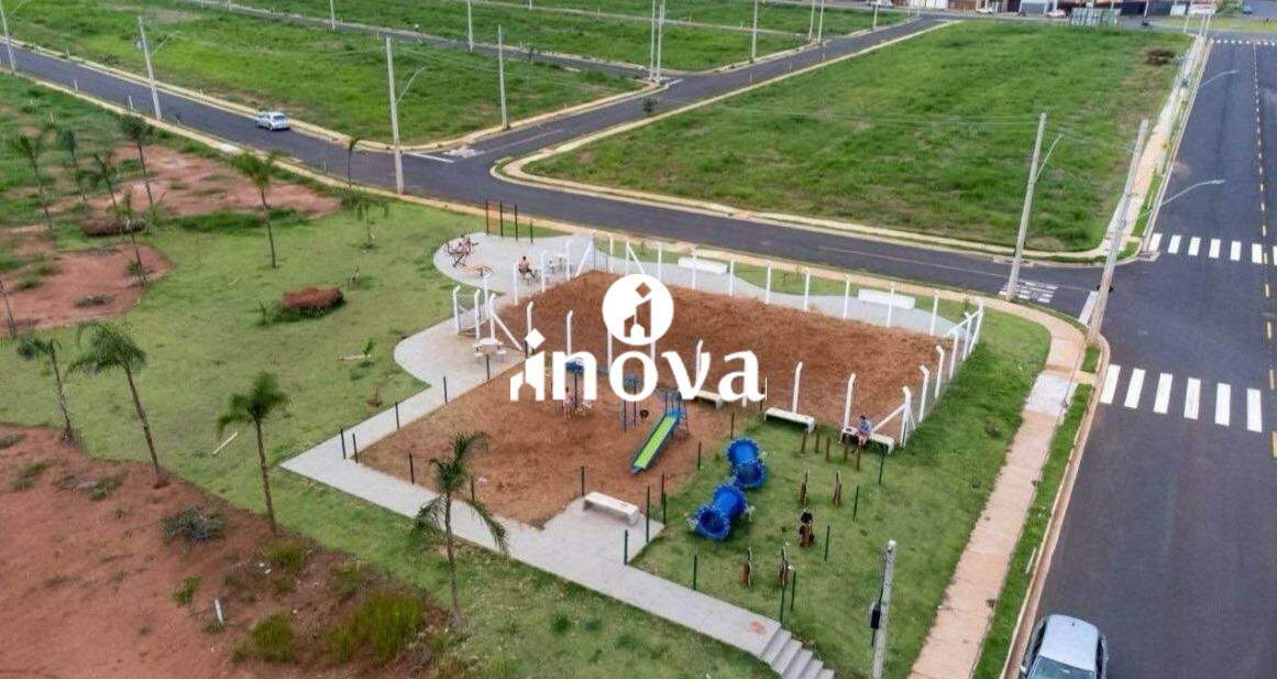 Terreno/Área à venda no Elvira, Residencial: 