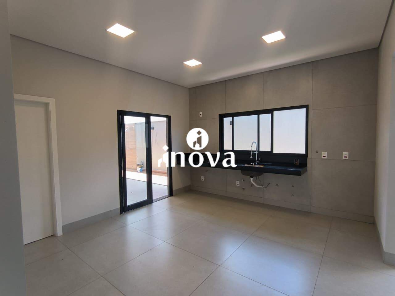 Casa Condomínio à venda no Estância dos Ipês: 