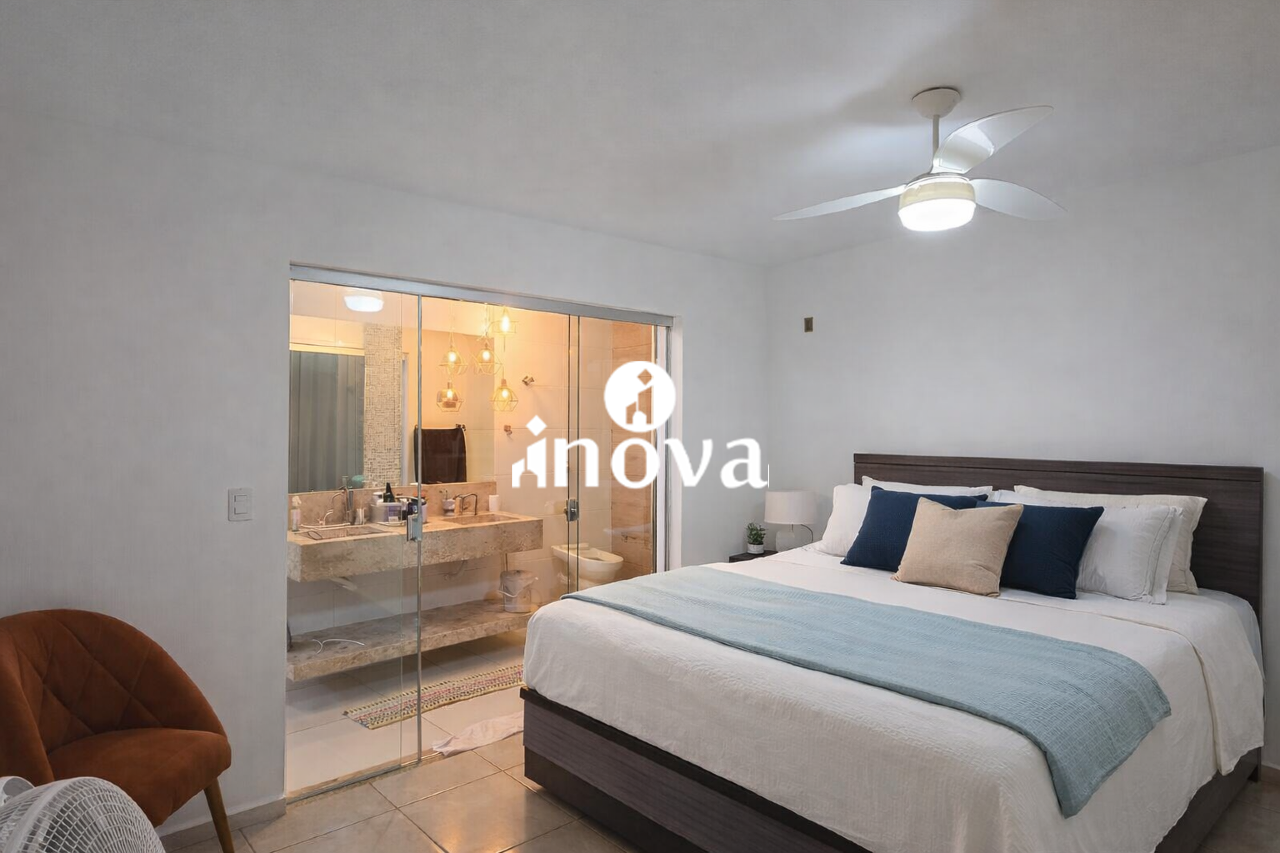 Casa Condomínio à venda no Portal Beija Flor: 