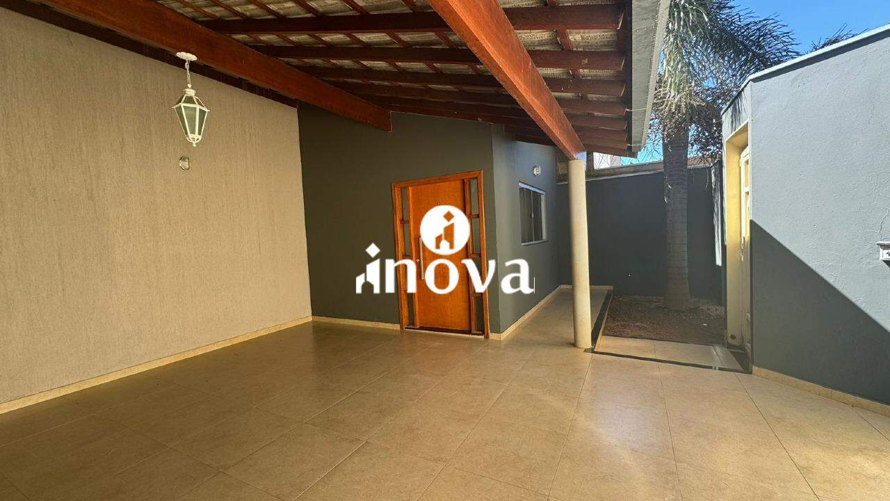 Casa à venda no Nenê Gomes, Jardim: 