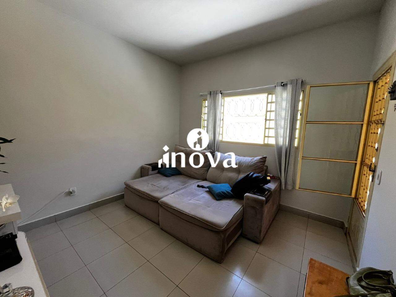 Casa à venda no Espanha, Residencial Jardim: 