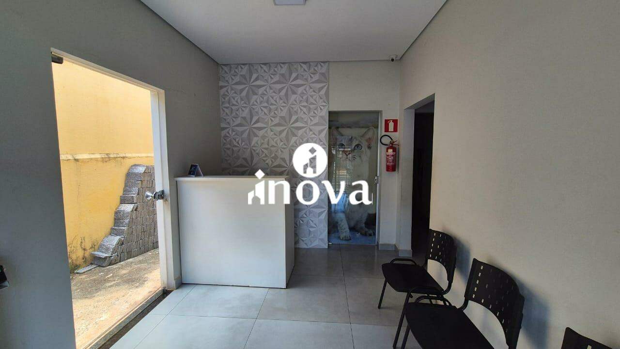 Casa Comercial à venda no Fabrício: 