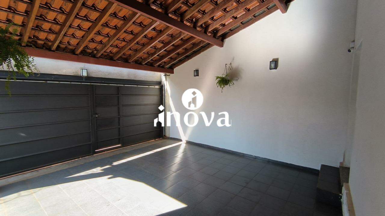 Casa à venda no Mercês: 