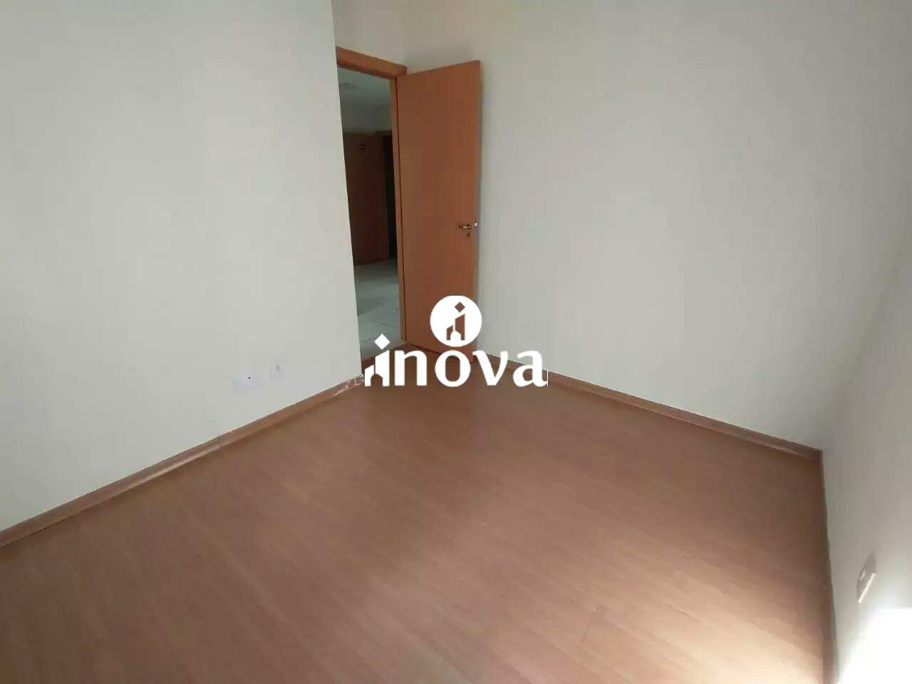 Apartamento à venda no Manoel Mendes: 