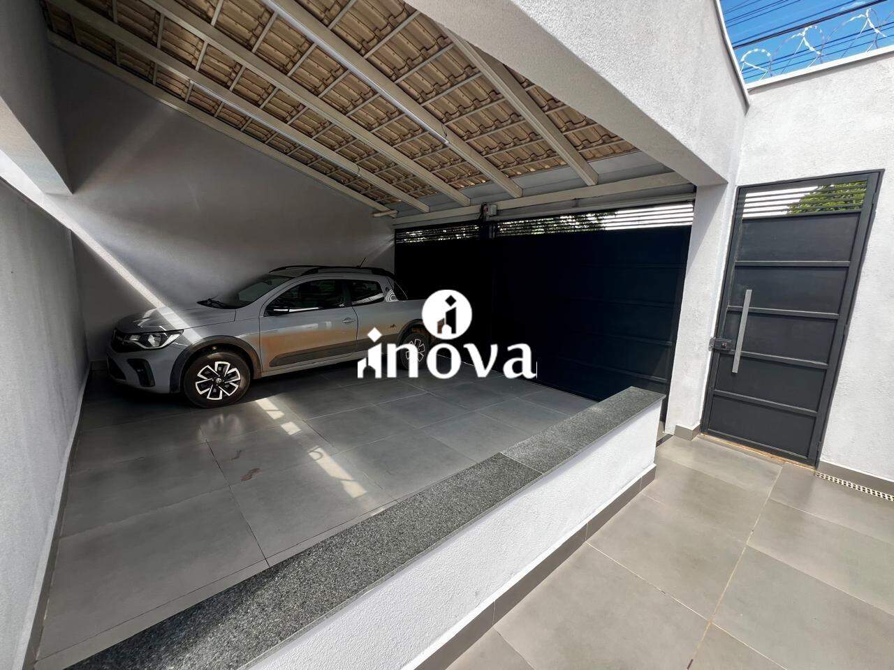 Casa à venda no Fabrício: 