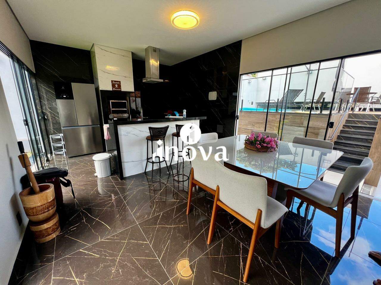 Casa à venda no Fabrício: 