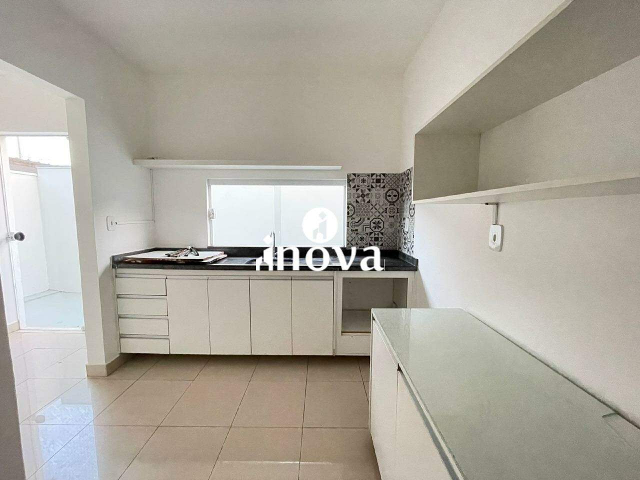 Casa Condomínio à venda no Mercês: 