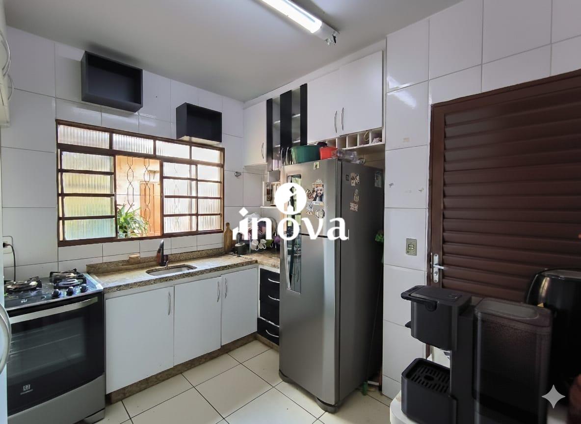 Casa à venda no Oneida Mendes: 