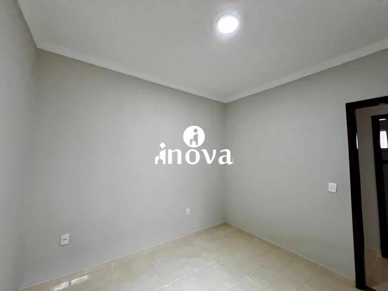 Casa à venda no Dom Eduardo - Jardim: 