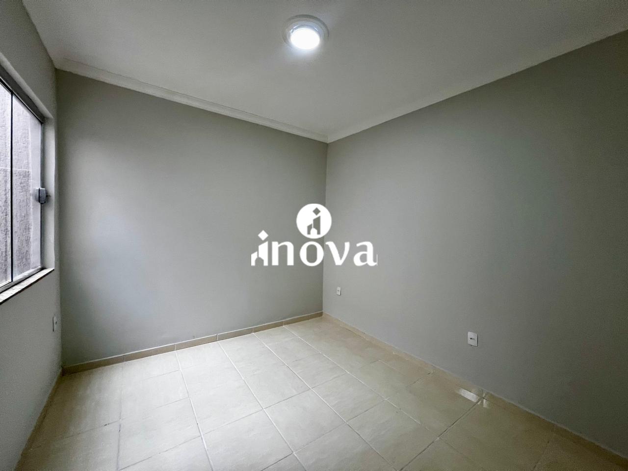 Casa à venda no Dom Eduardo - Jardim: 