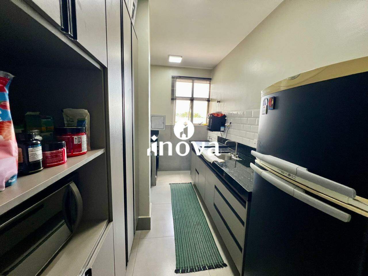 Apartamento à venda no Mercês: 