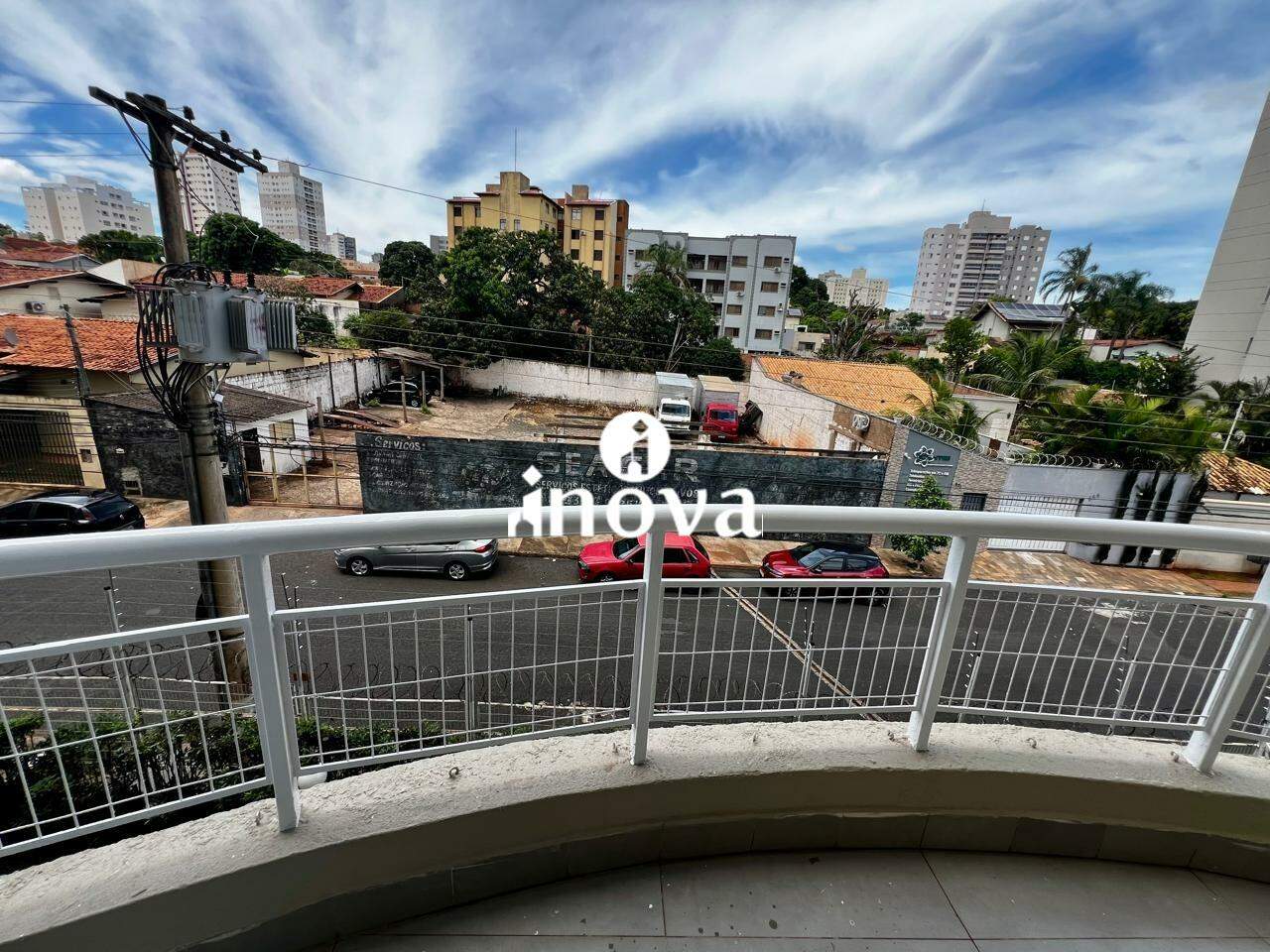 Apartamento à venda no Mercês: 