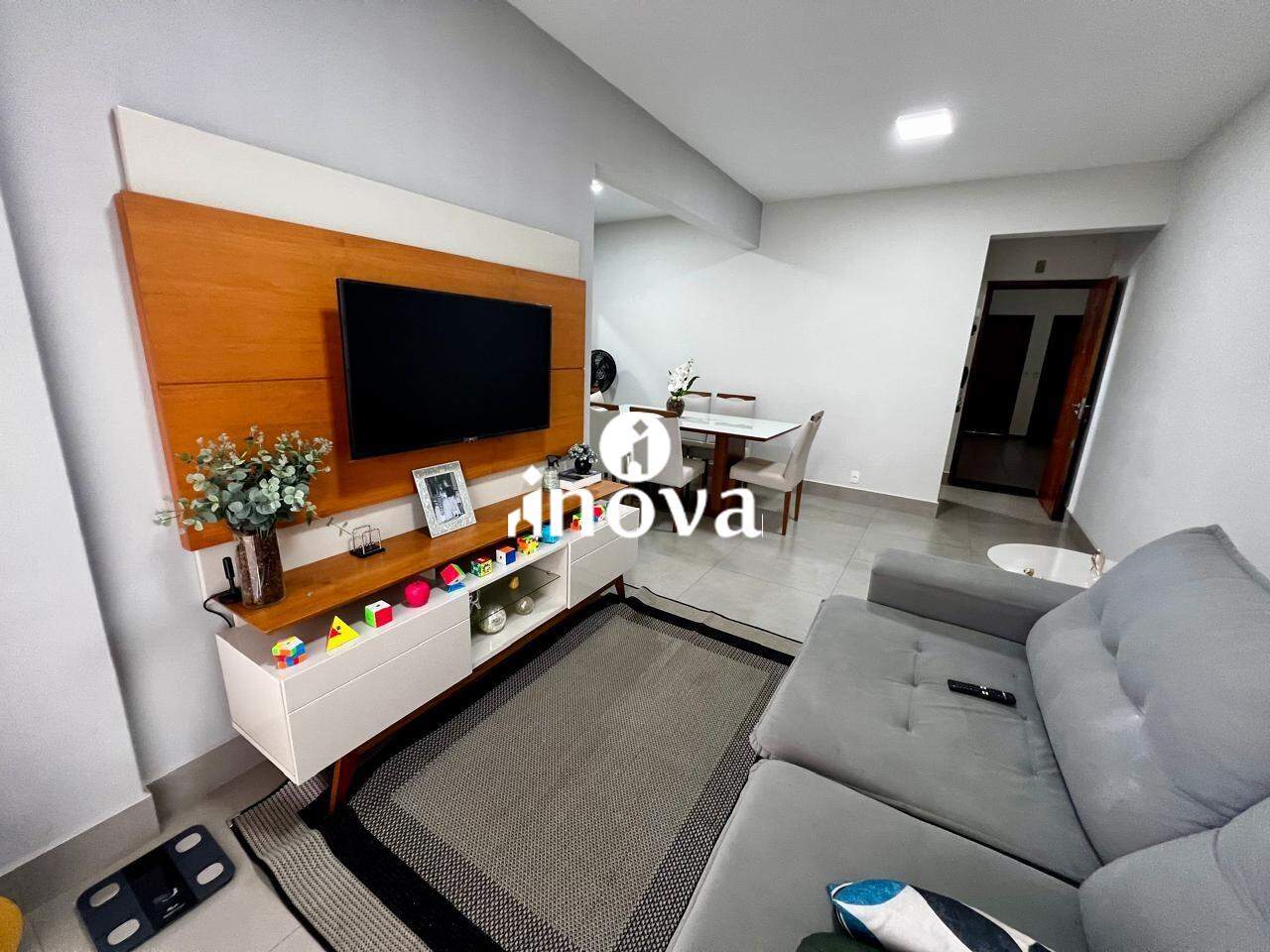 Apartamento à venda no Mercês: 