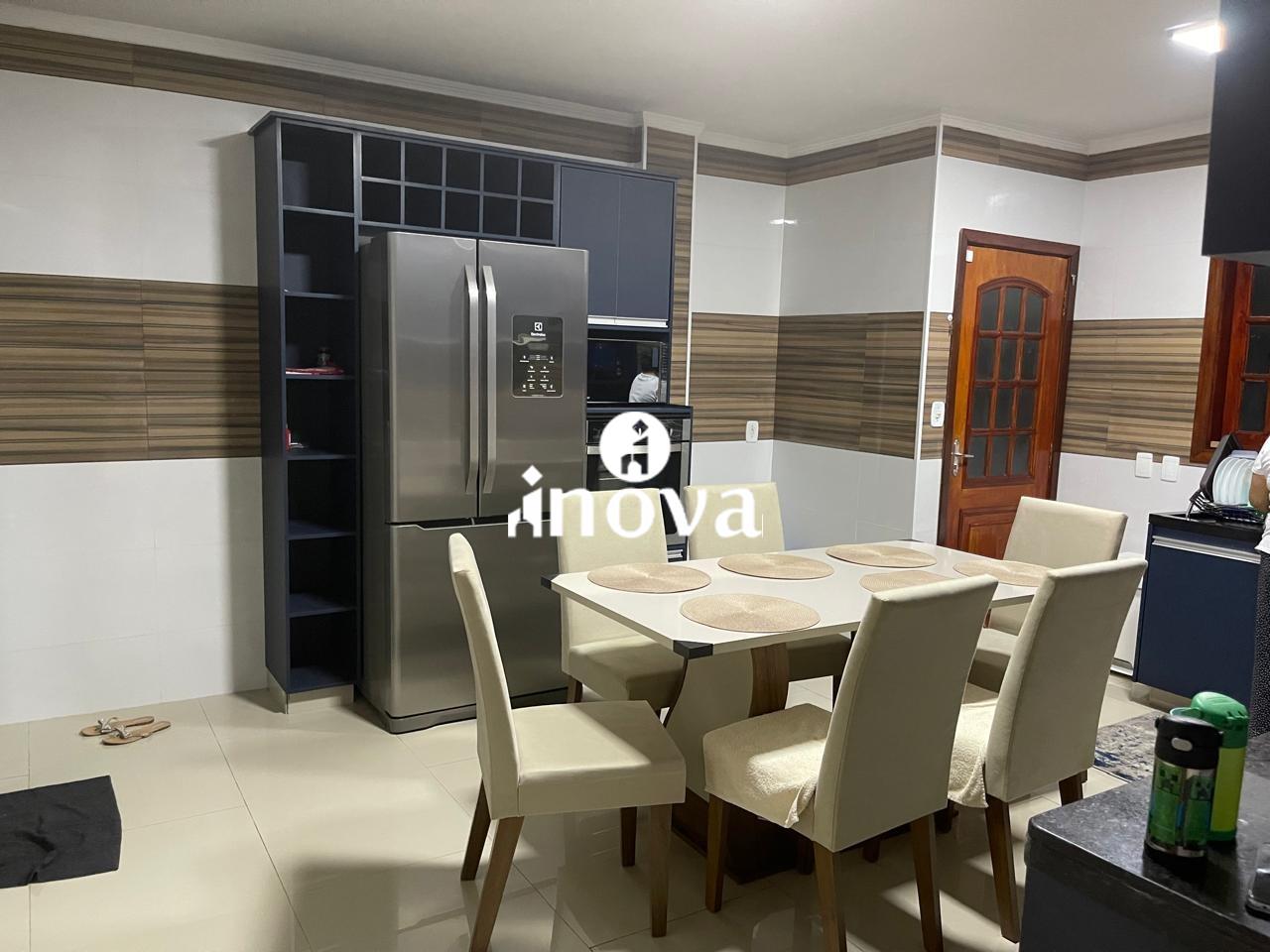 Casa à venda no Grande Horizonte: 