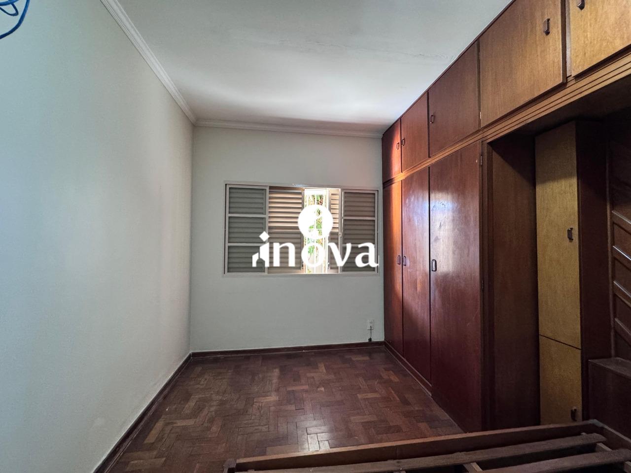 Casa à venda no Fabrício: 