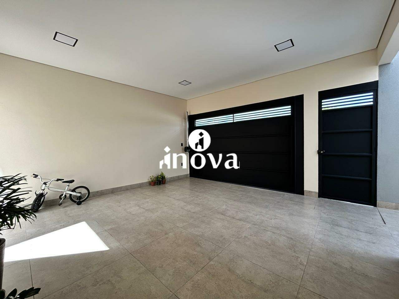 Casa à venda no Beija Flor I: 
