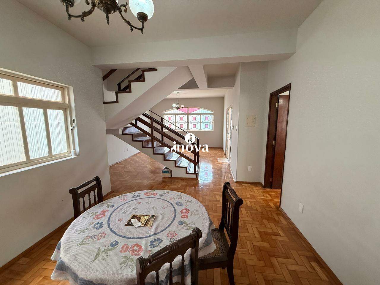 Casa à venda no Fabrício: 