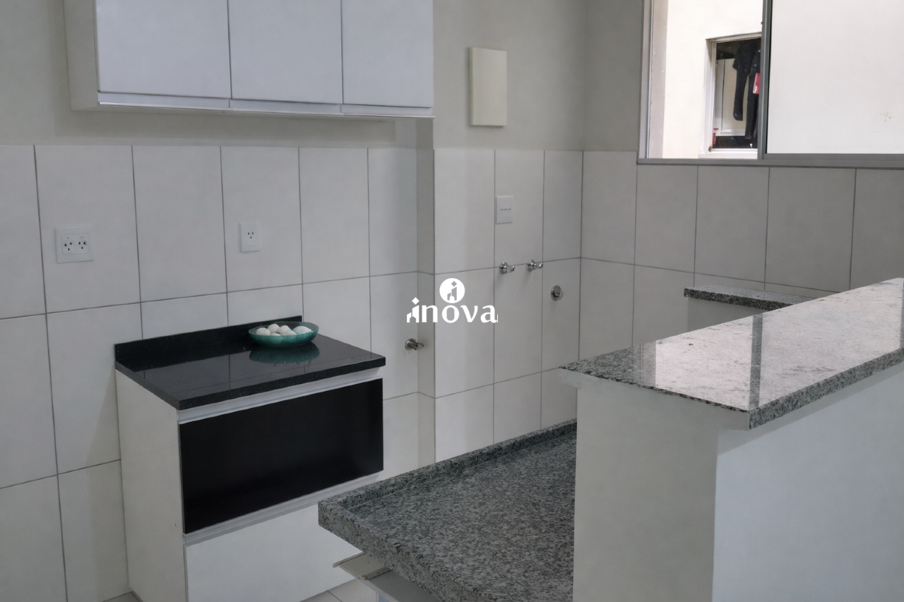 Apartamento à venda no Mercês: 