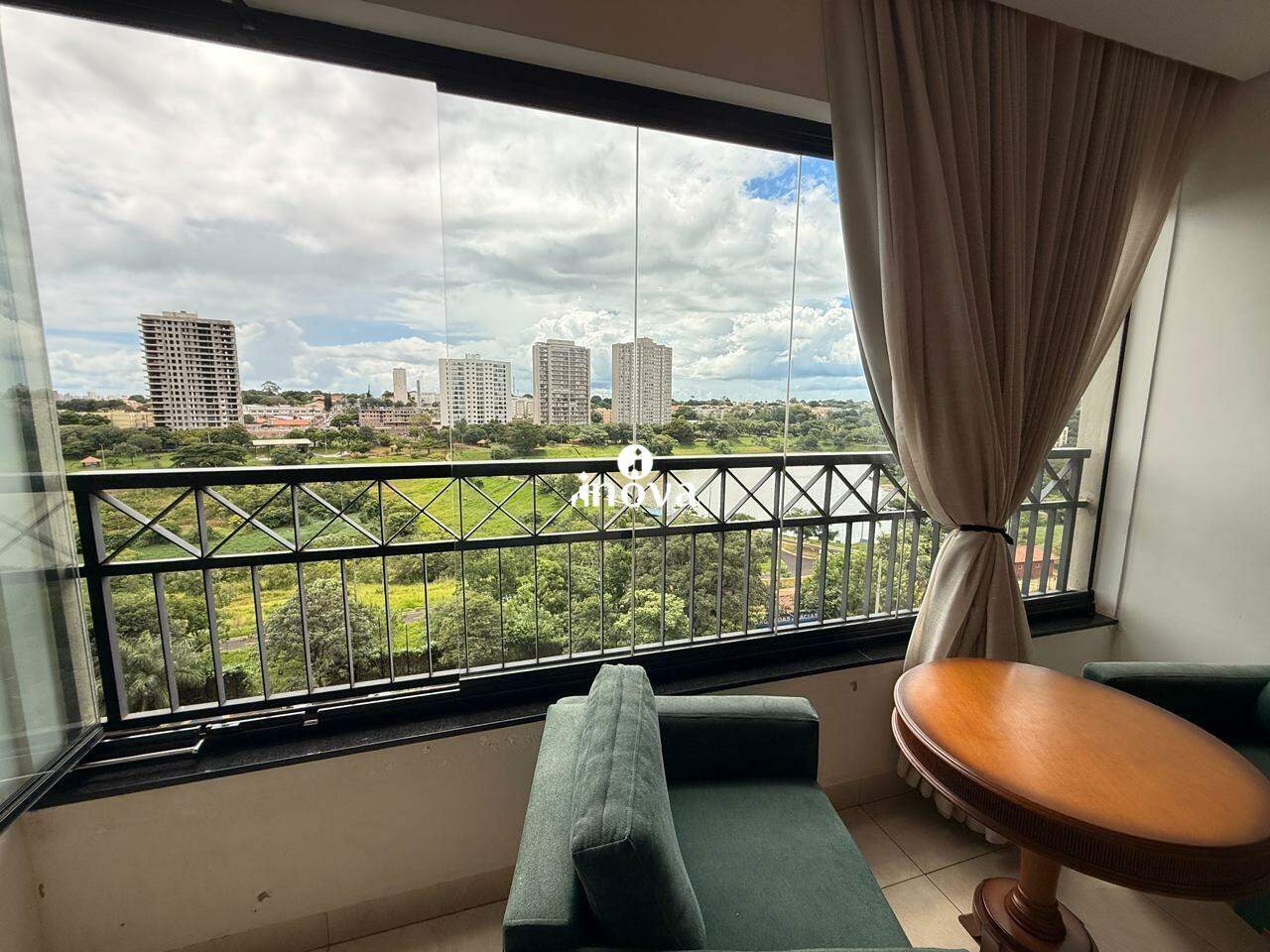 Apartamento à venda no Jardim do Lago: 