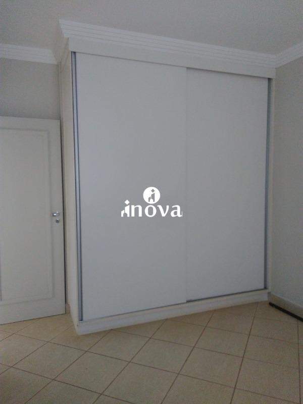 Apartamento à venda no Mercês: 
