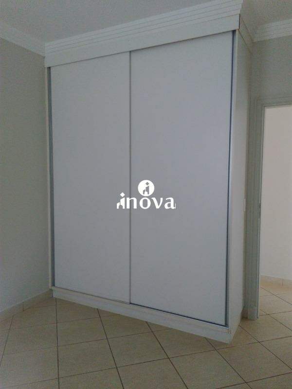 Apartamento à venda no Mercês: 