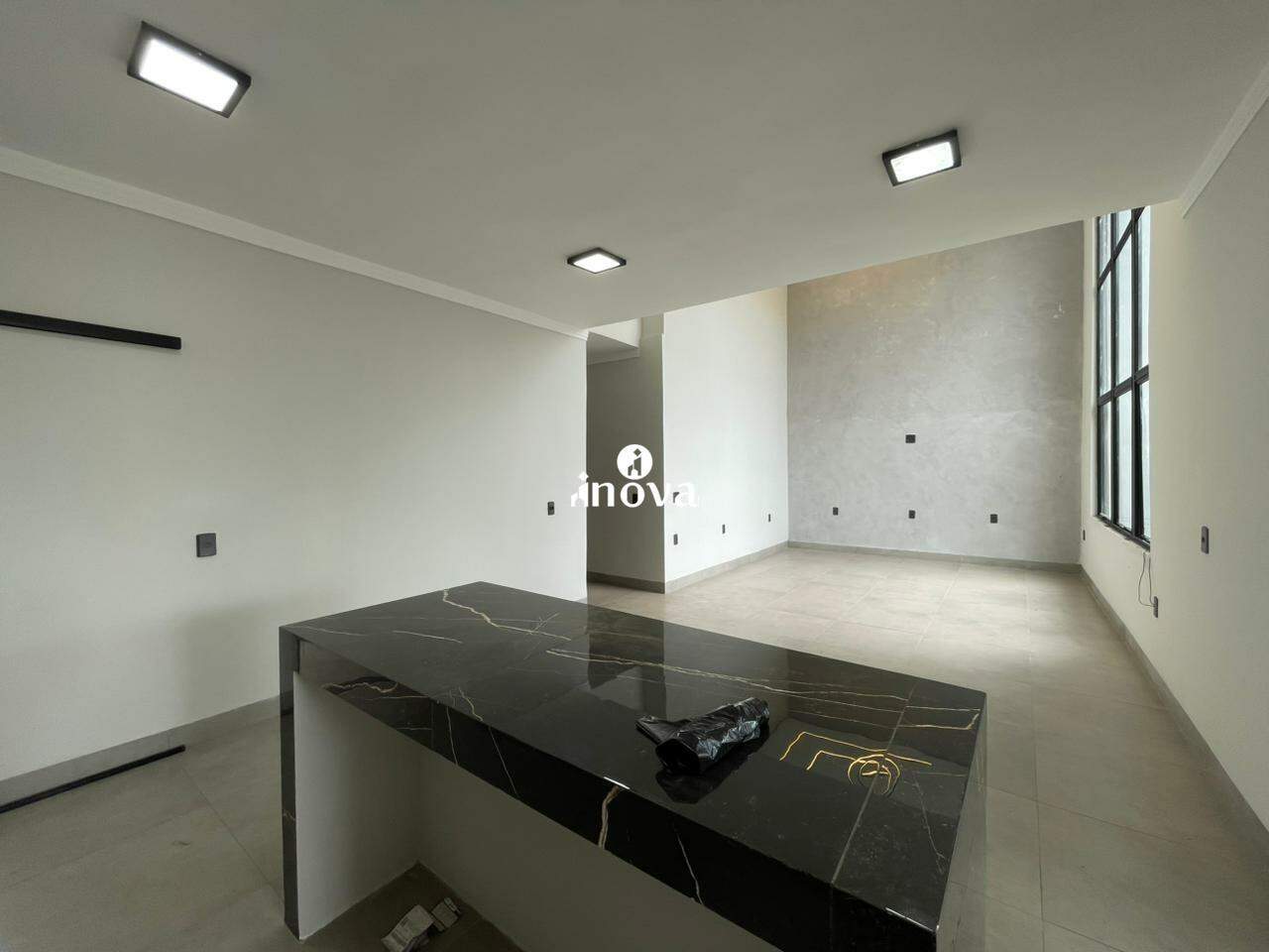 Casa à venda no Tancredo Neves, Residencial: 