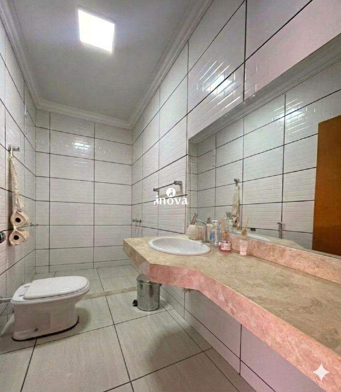 Casa à venda no Parque dos Girassóis: 